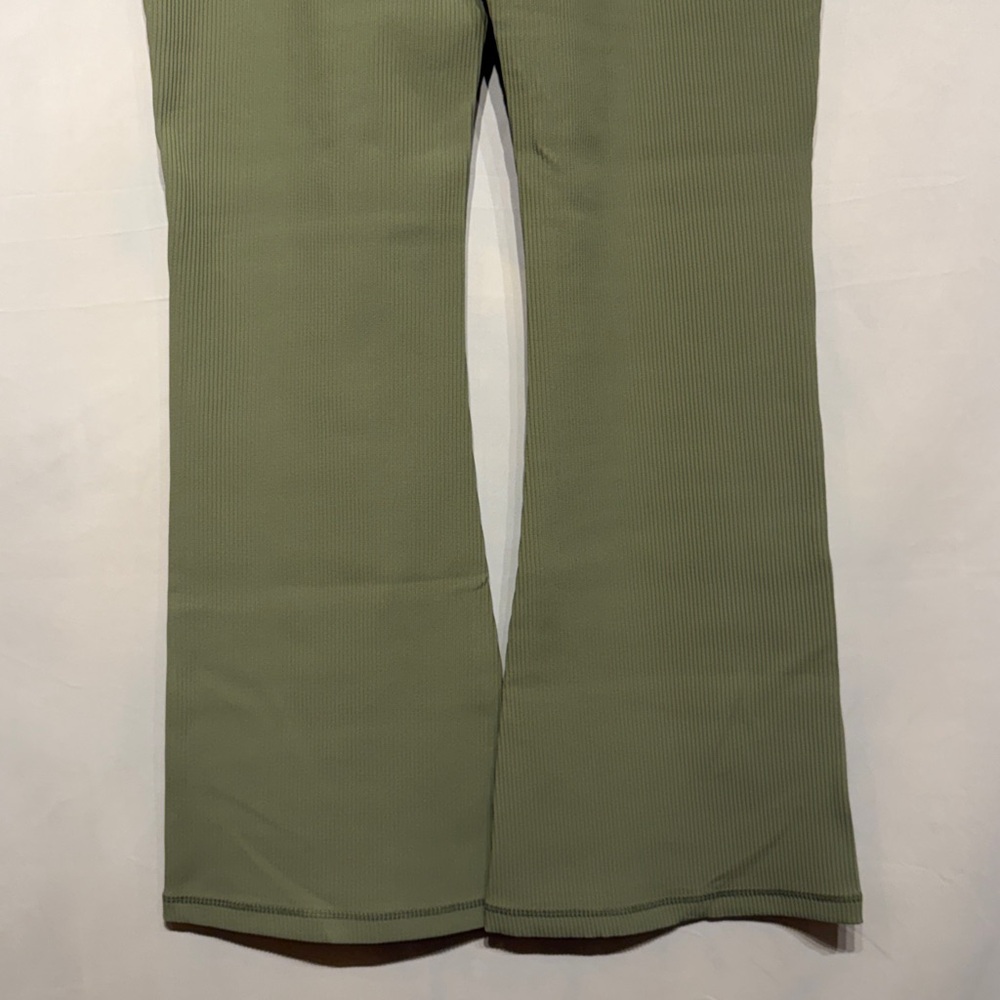 Athleta Elation Rib Crop Flare Pants Eucalyptus Olive Size XL Tall - Picture 9 of 11